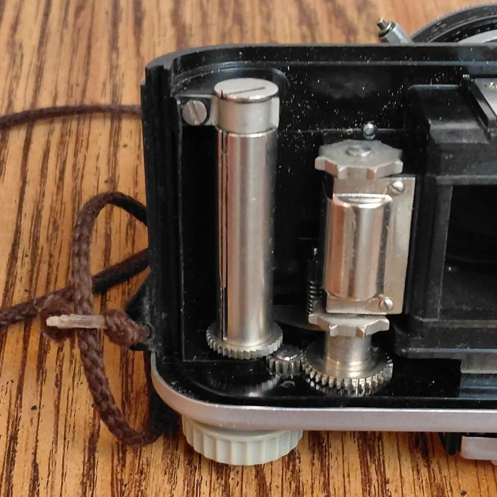 Vintage Kodak 35 Camera Anastigmat 51mm f/4.5– Untested for PARTS/REPAIR
